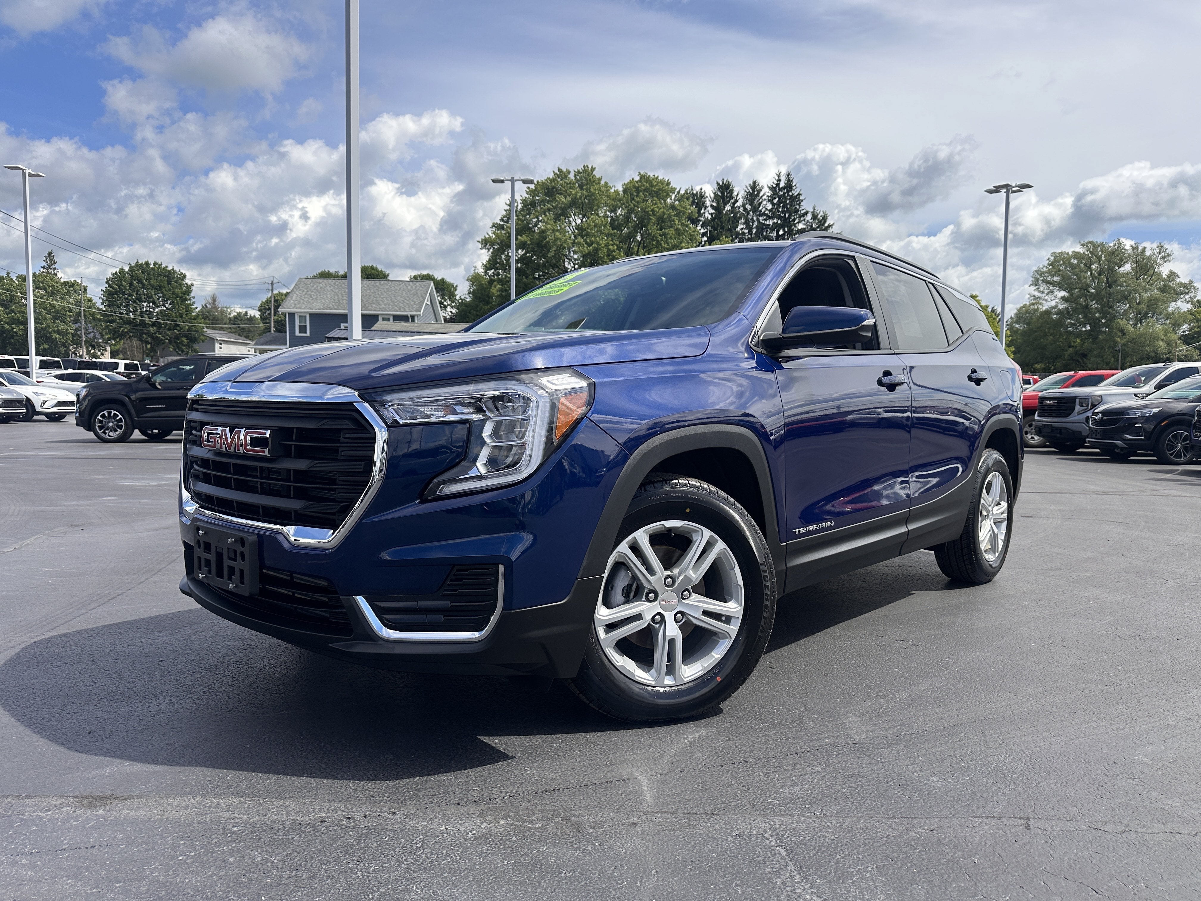 2023 GMC Terrain SLE