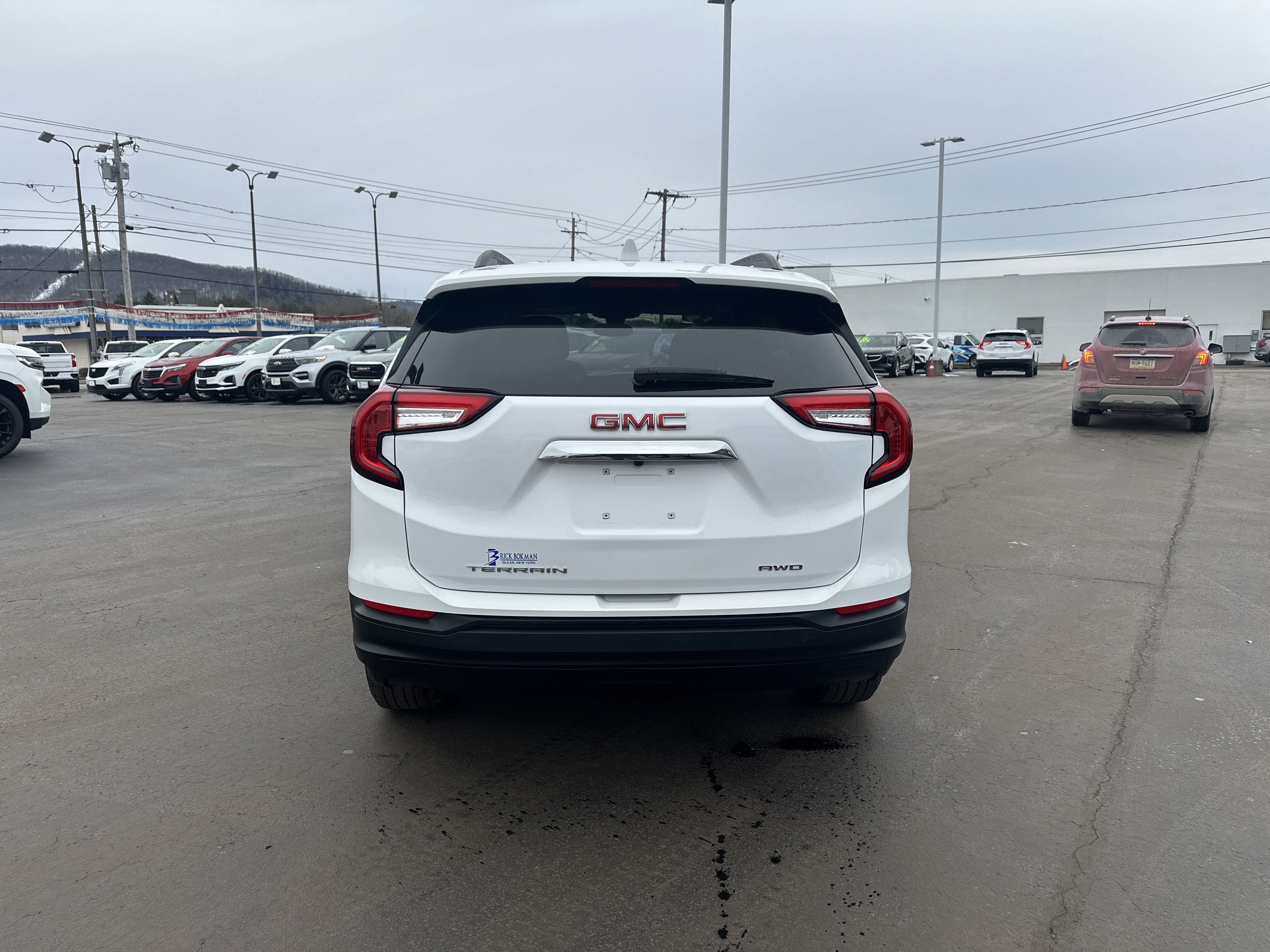 2024 GMC Terrain SLE