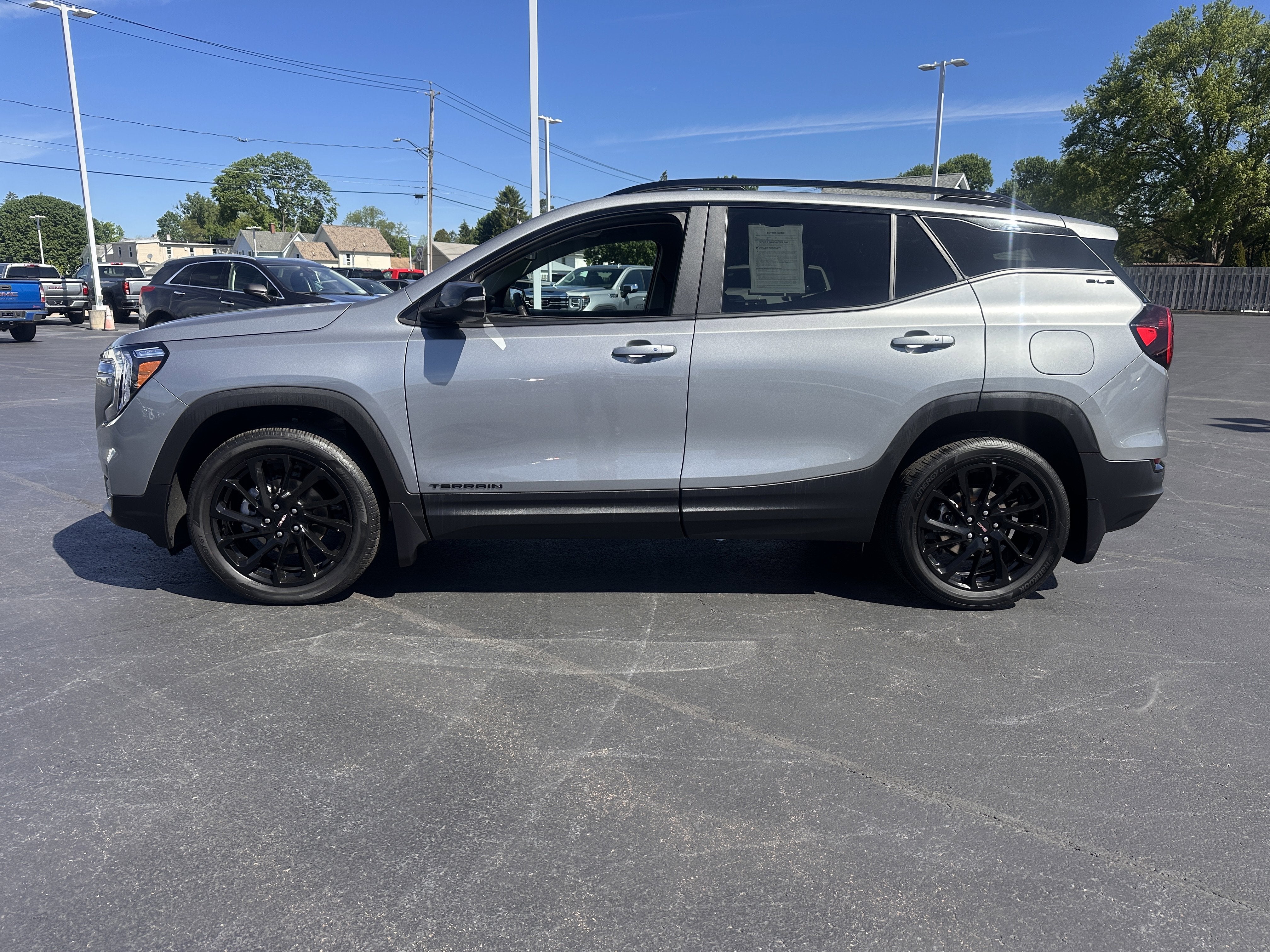 2023 GMC Terrain SLE