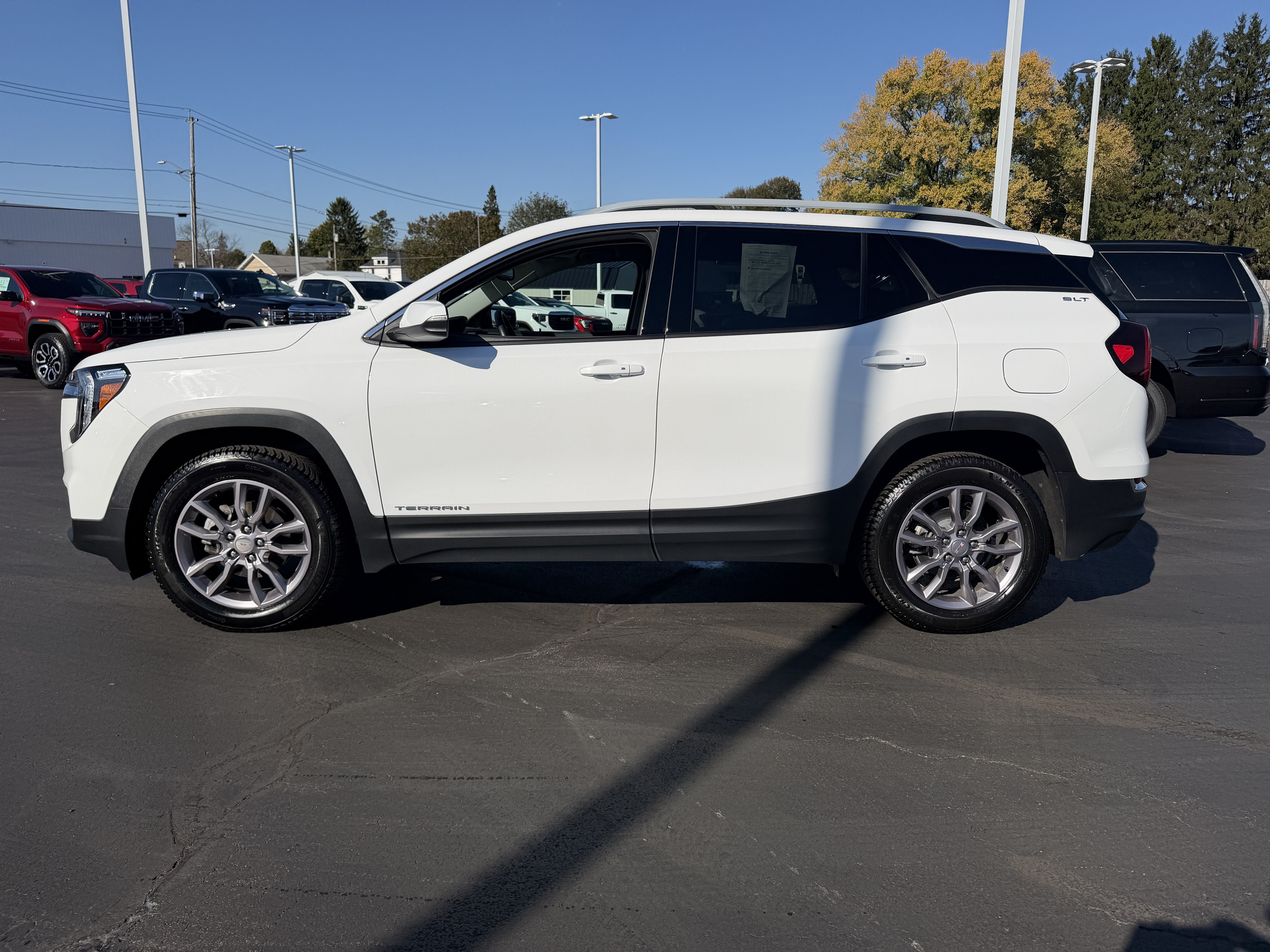2023 GMC Terrain SLT