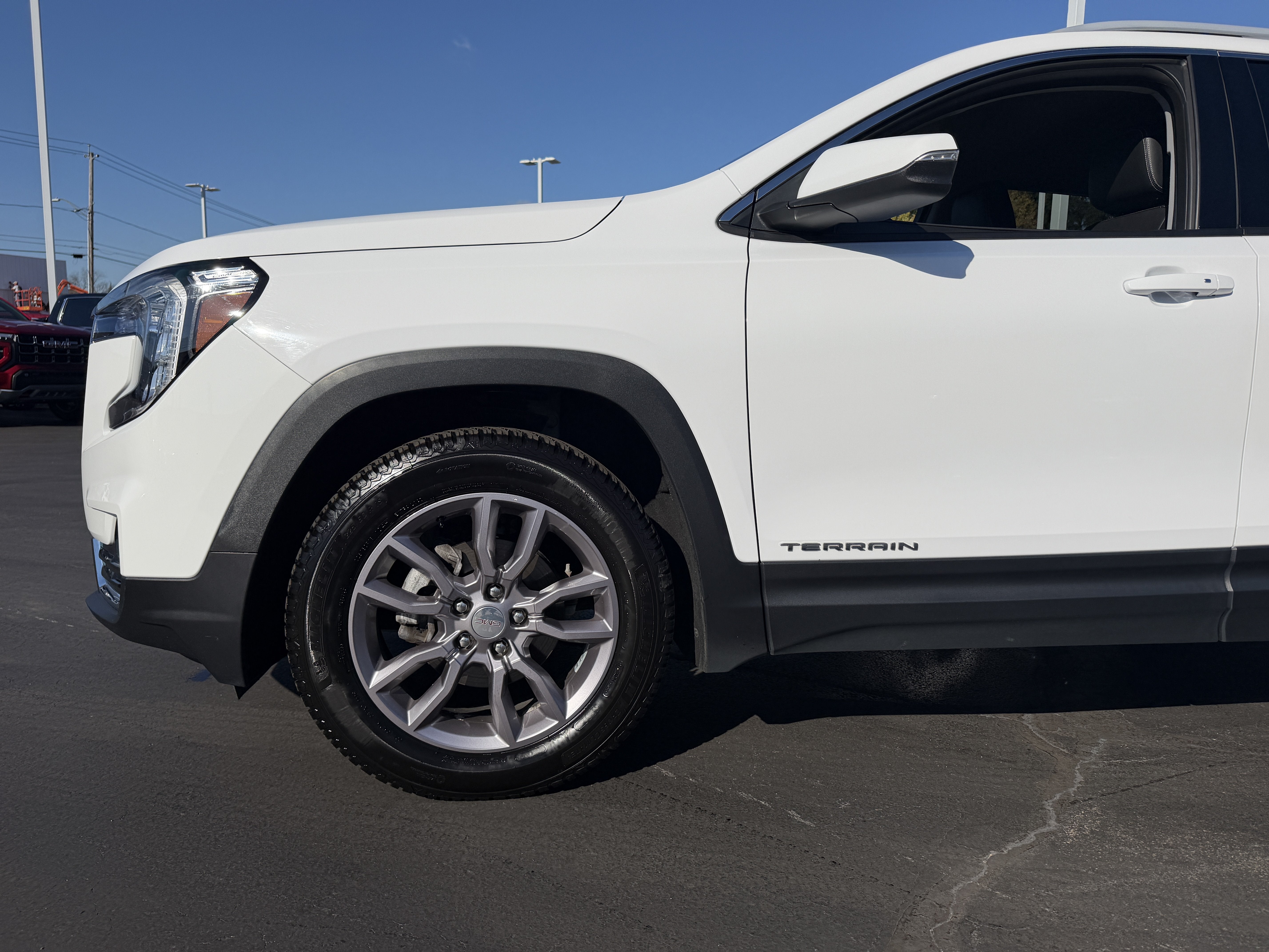 2023 GMC Terrain SLT