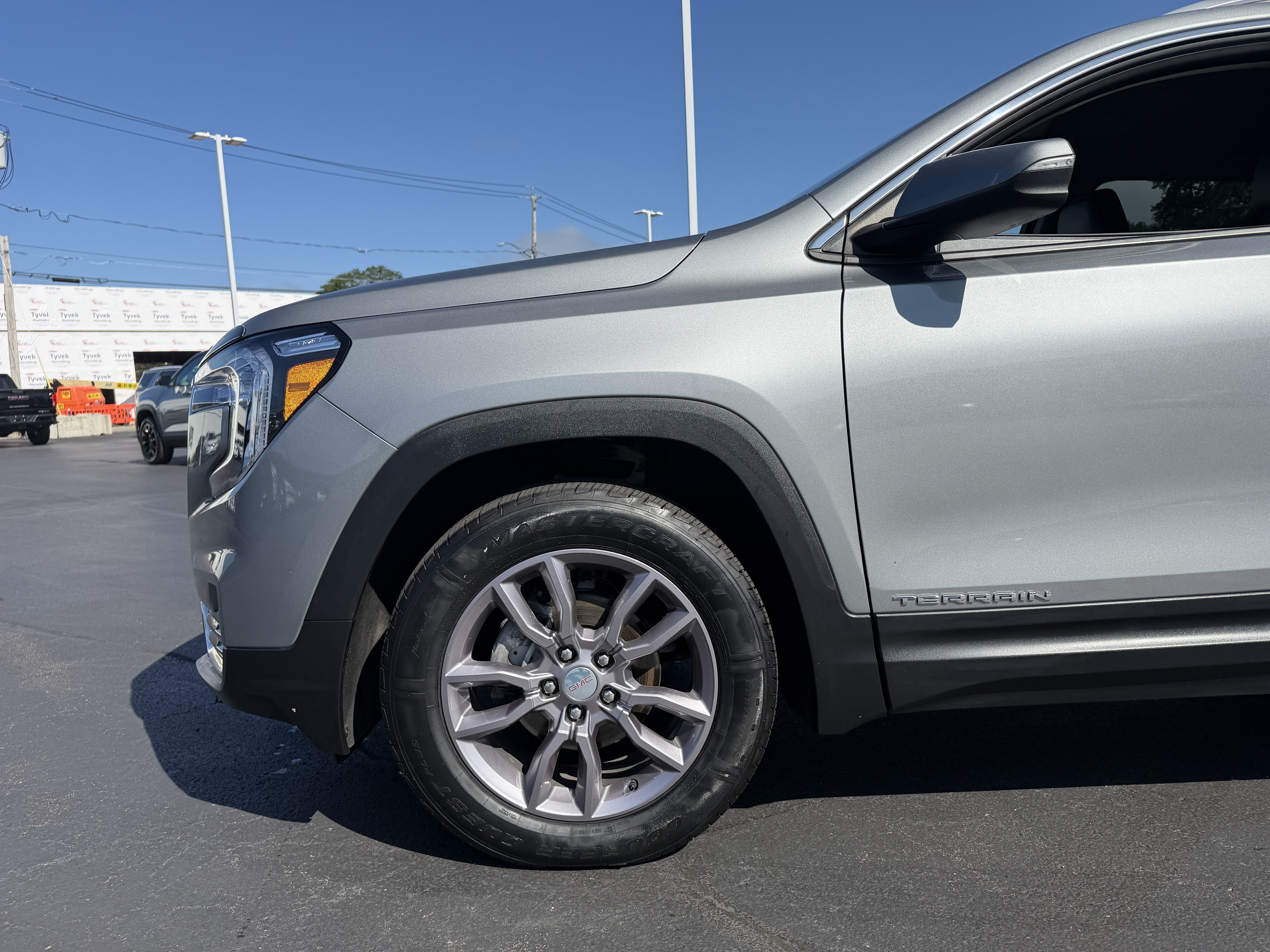 2023 GMC Terrain SLT
