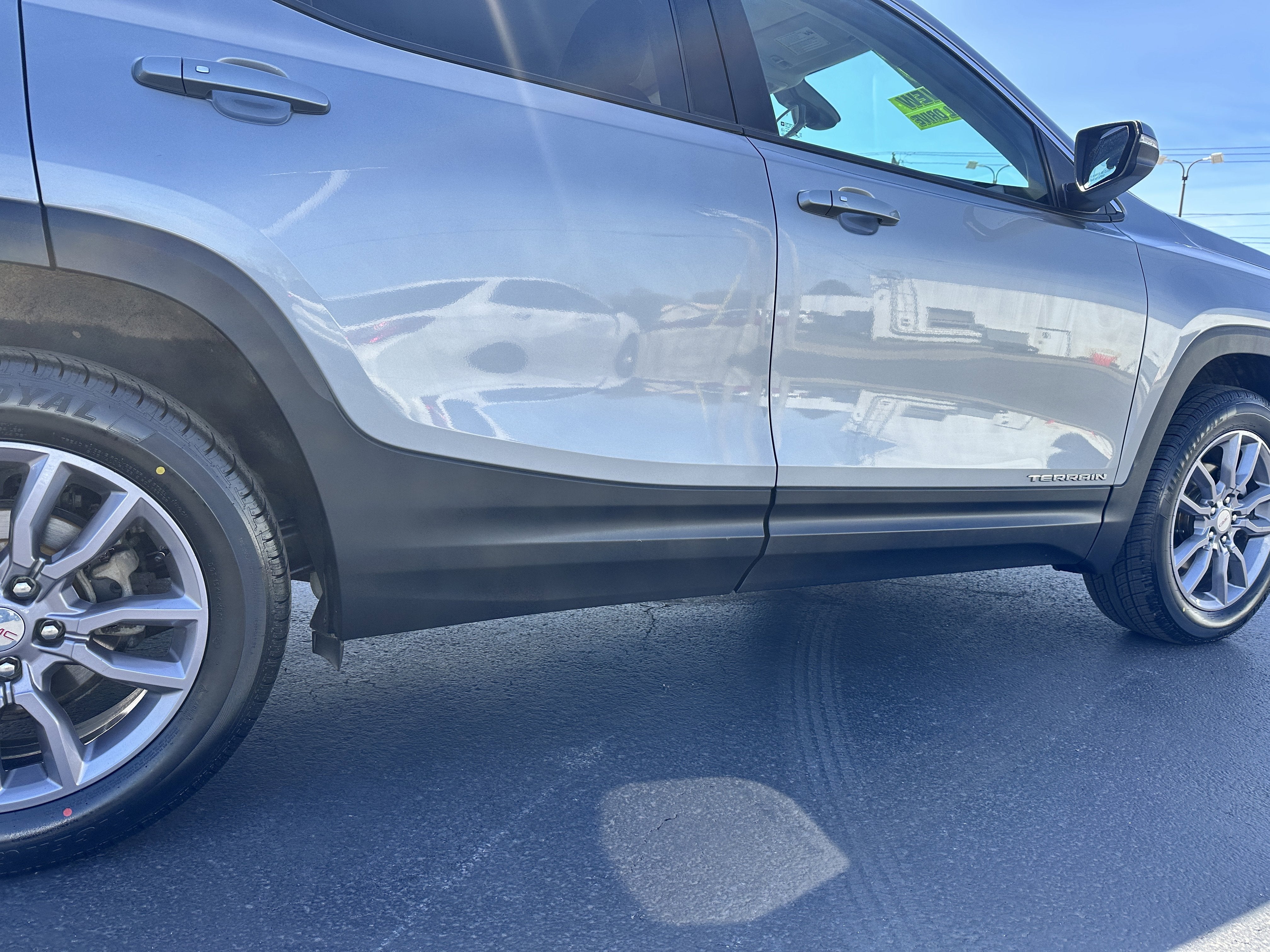 2023 GMC Terrain SLT