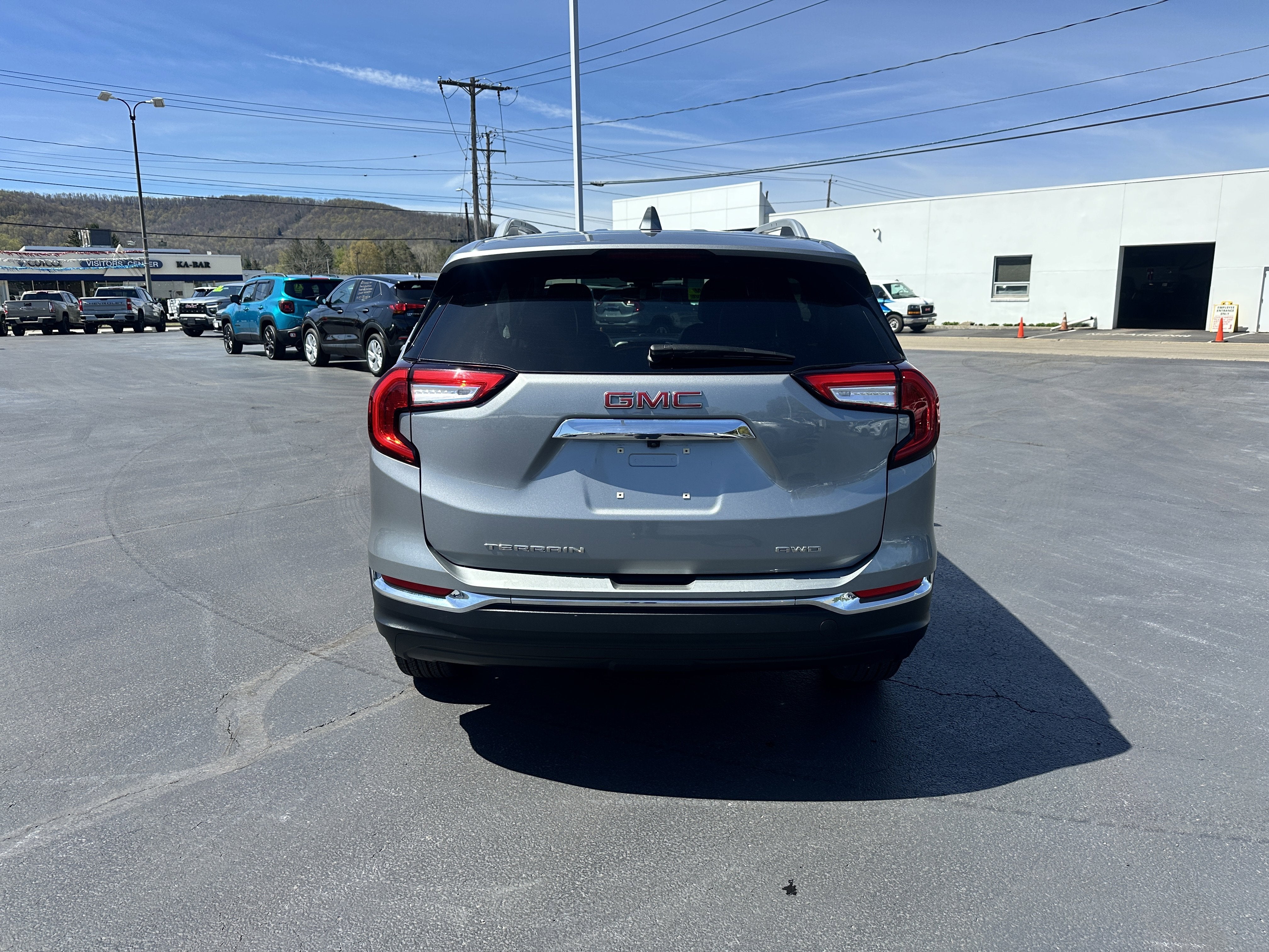 2023 GMC Terrain SLT