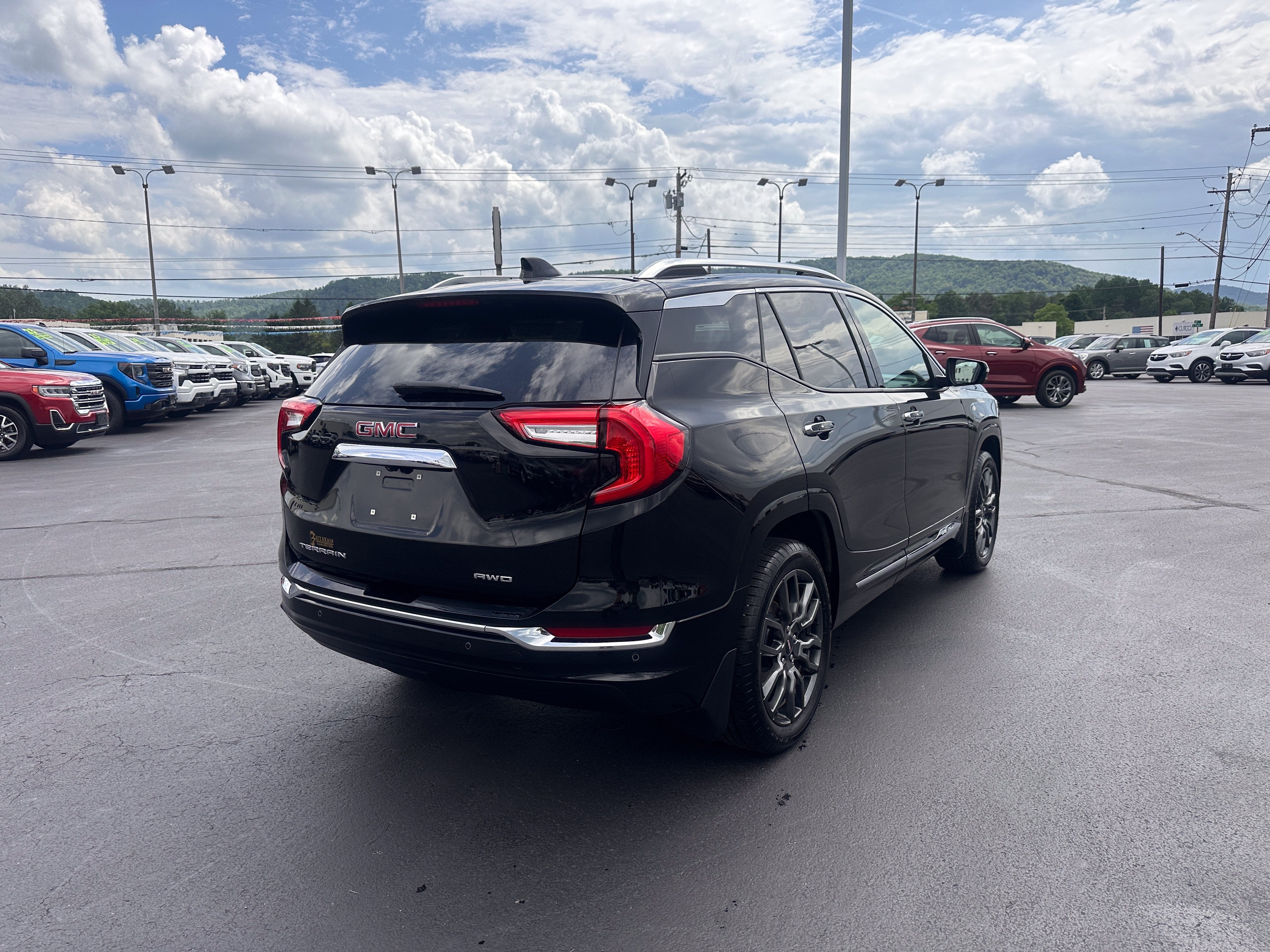 2023 GMC Terrain Denali