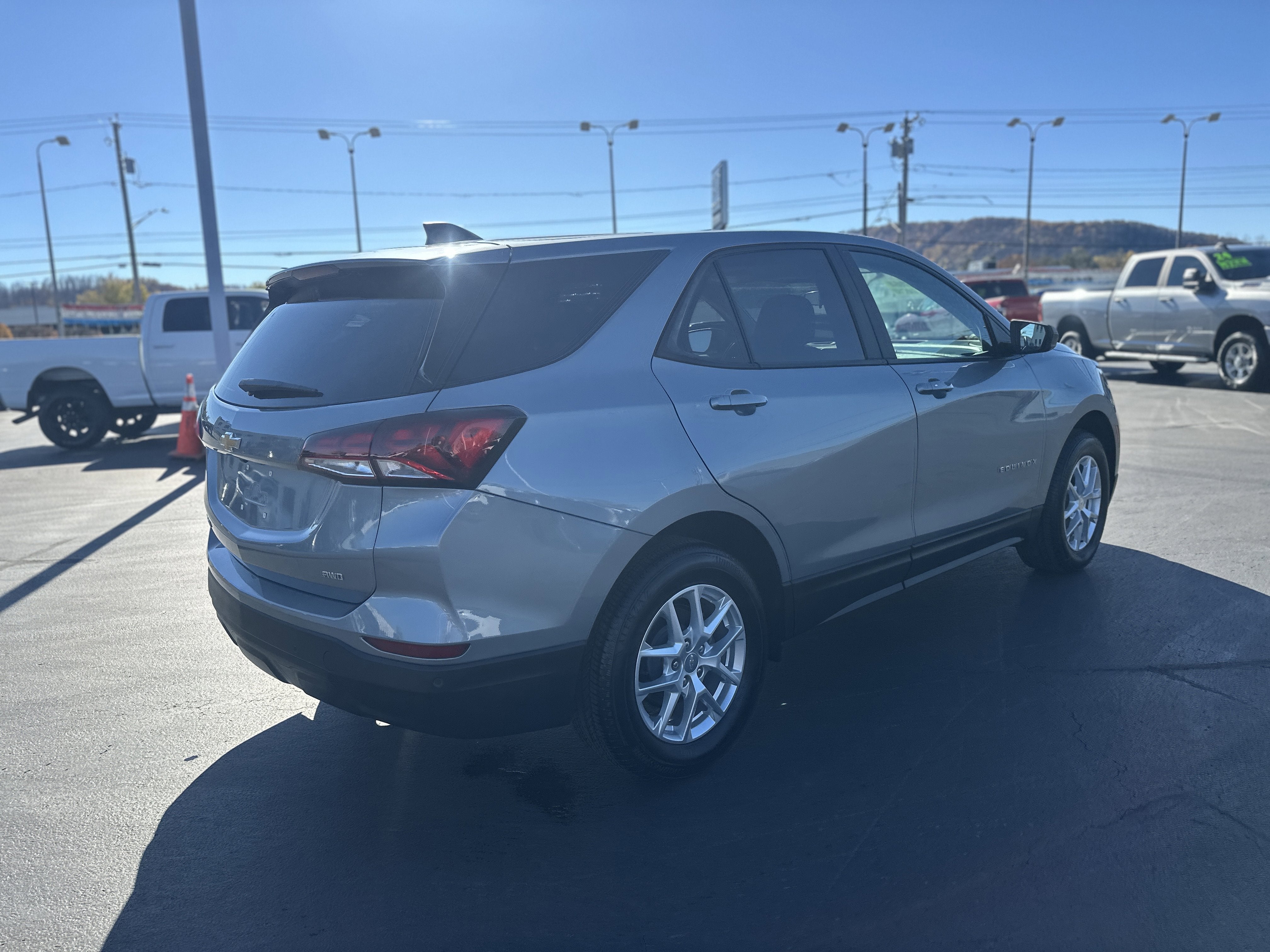 2024 Chevrolet Equinox LS