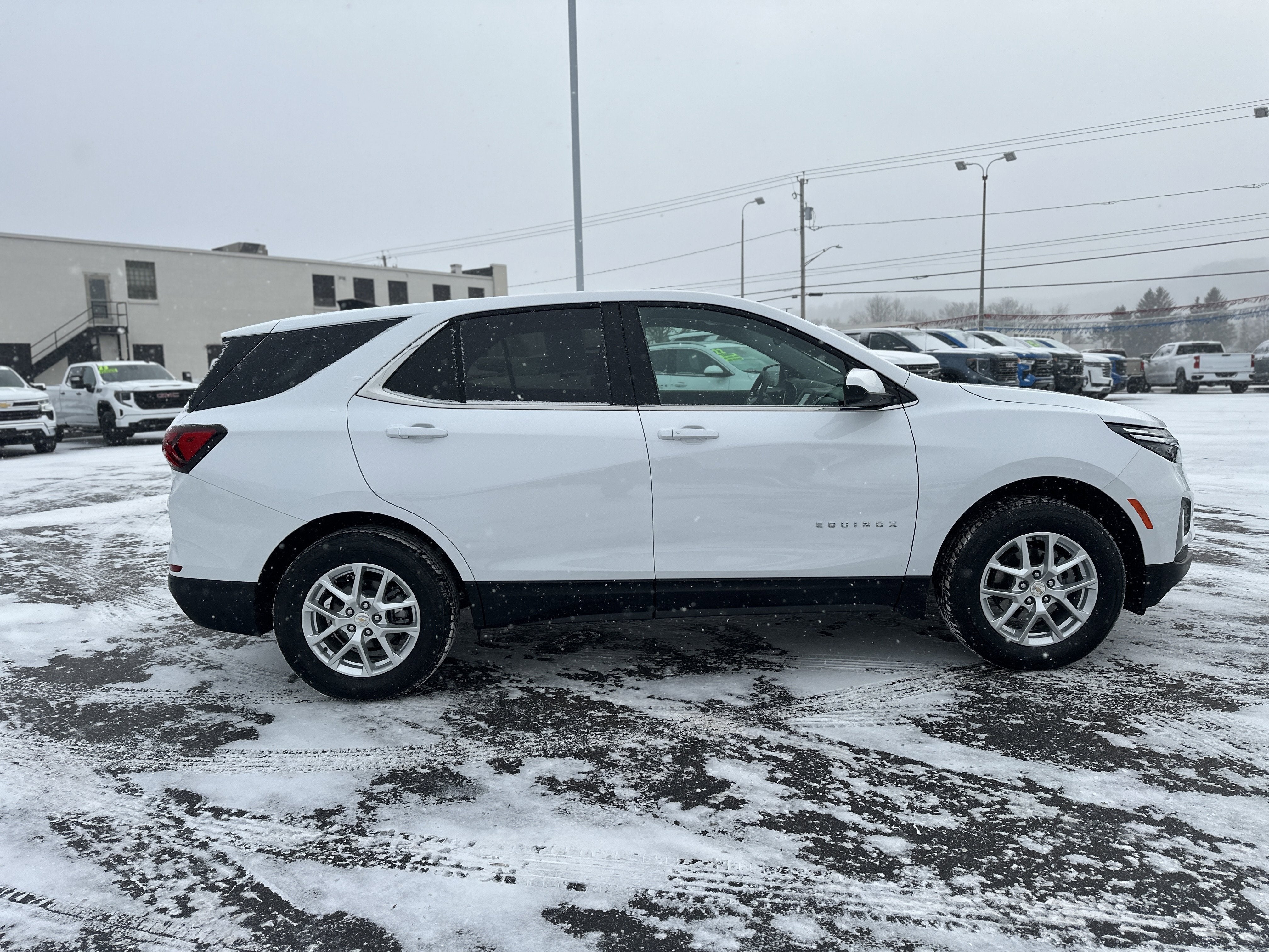 2024 Chevrolet Equinox LT
