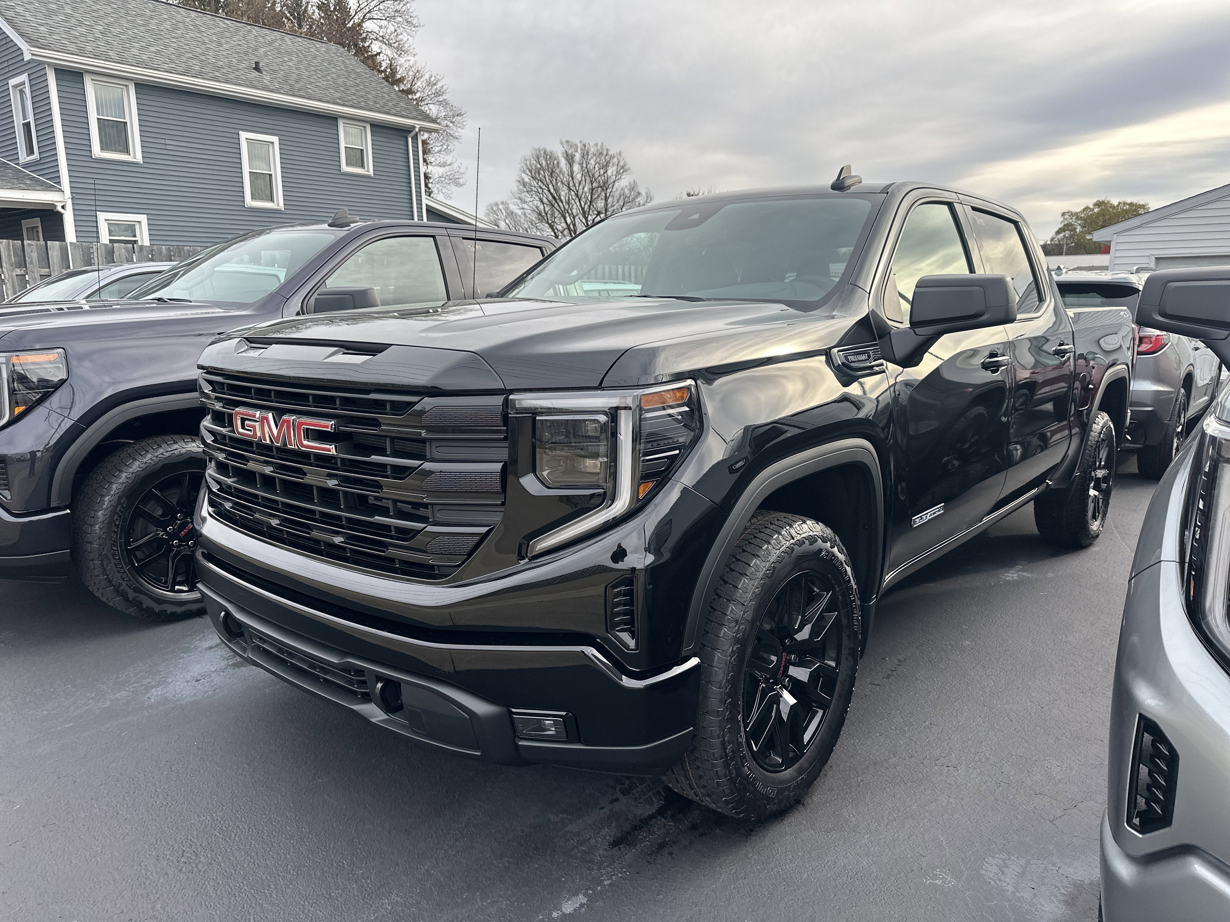 2026 GMC Sierra 1500 Elevation