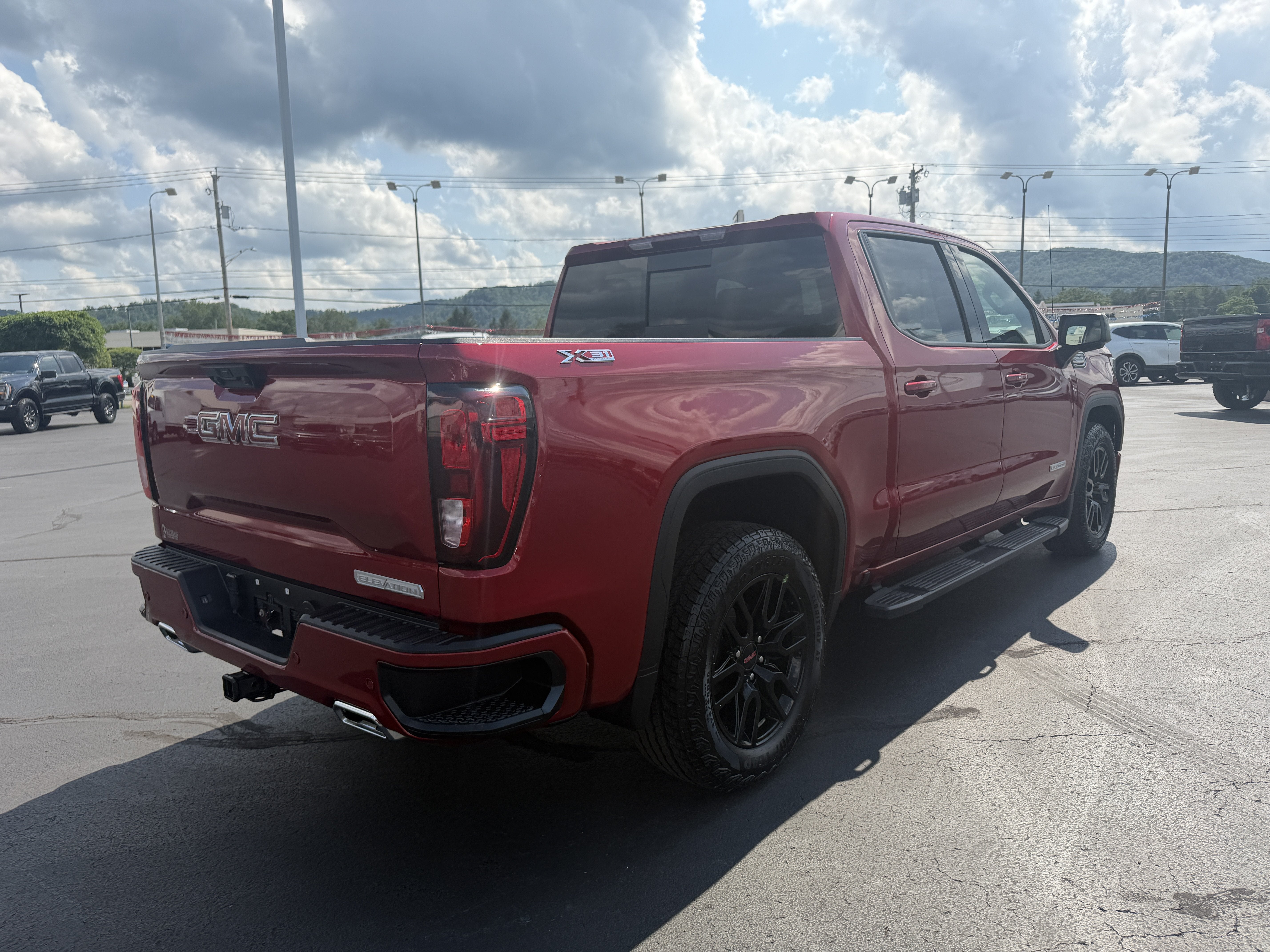 2024 GMC Sierra 1500 Elevation