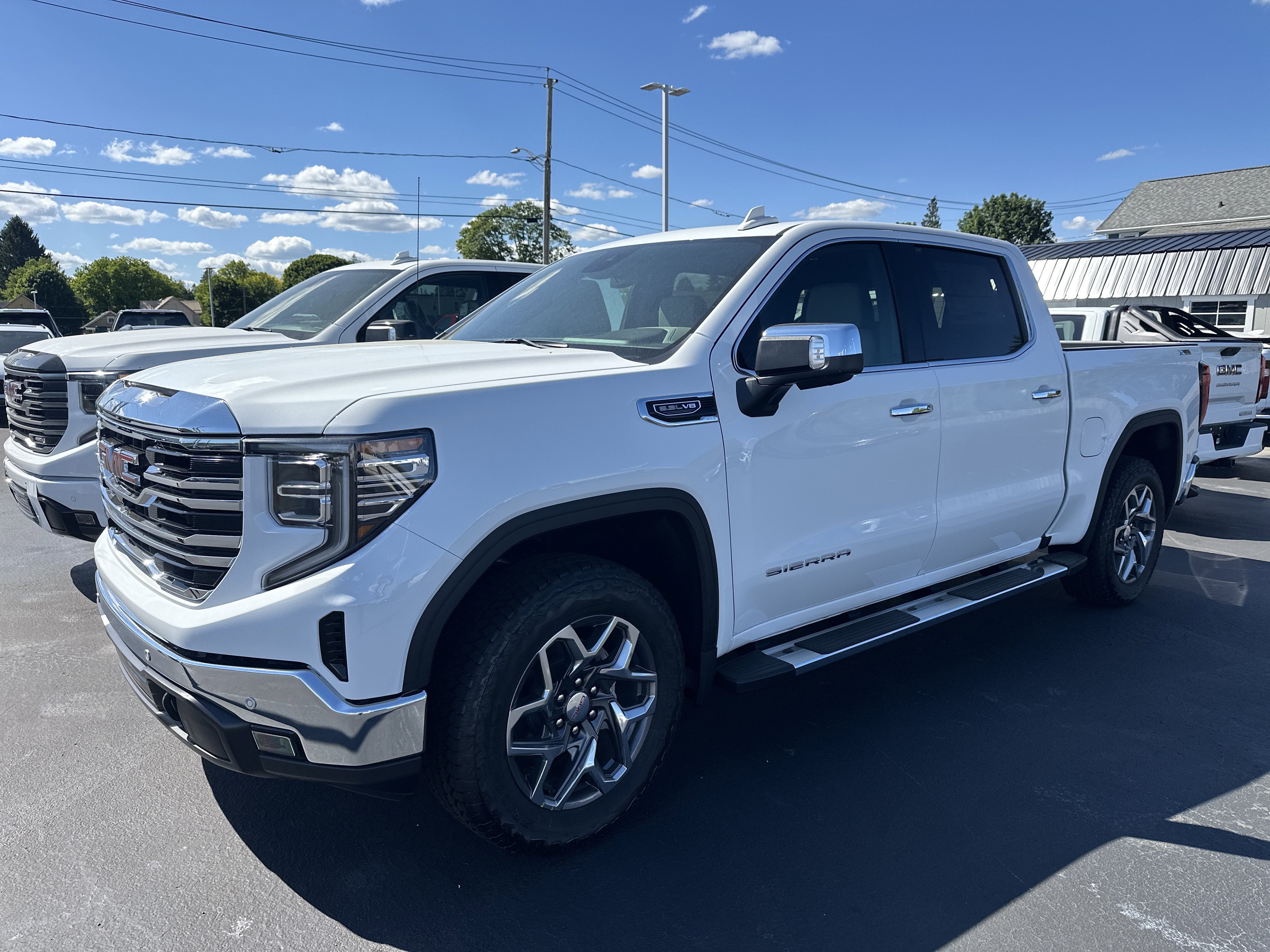 2026 GMC Sierra 1500 SLT