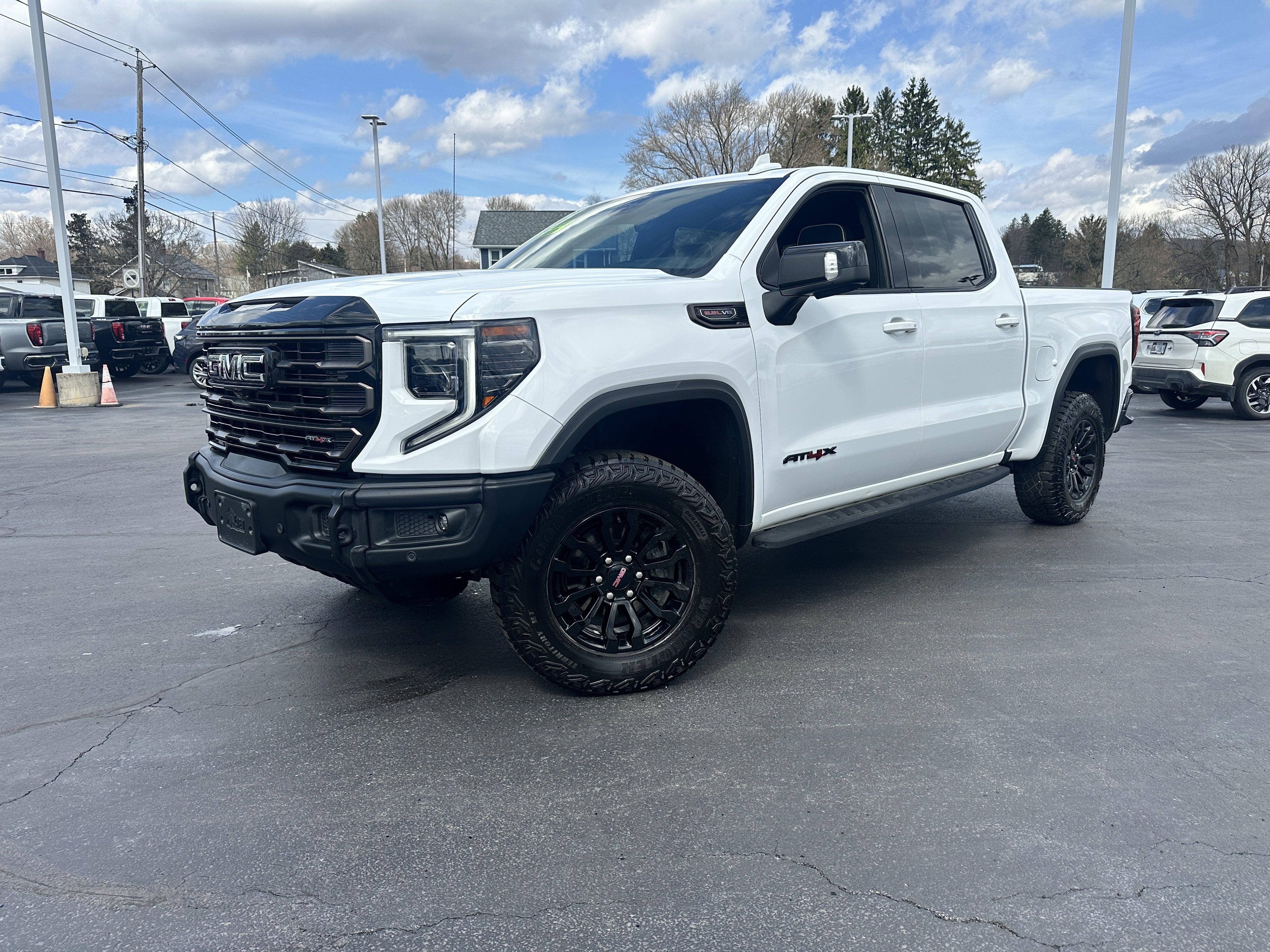 2023 GMC Sierra 1500 AT4X