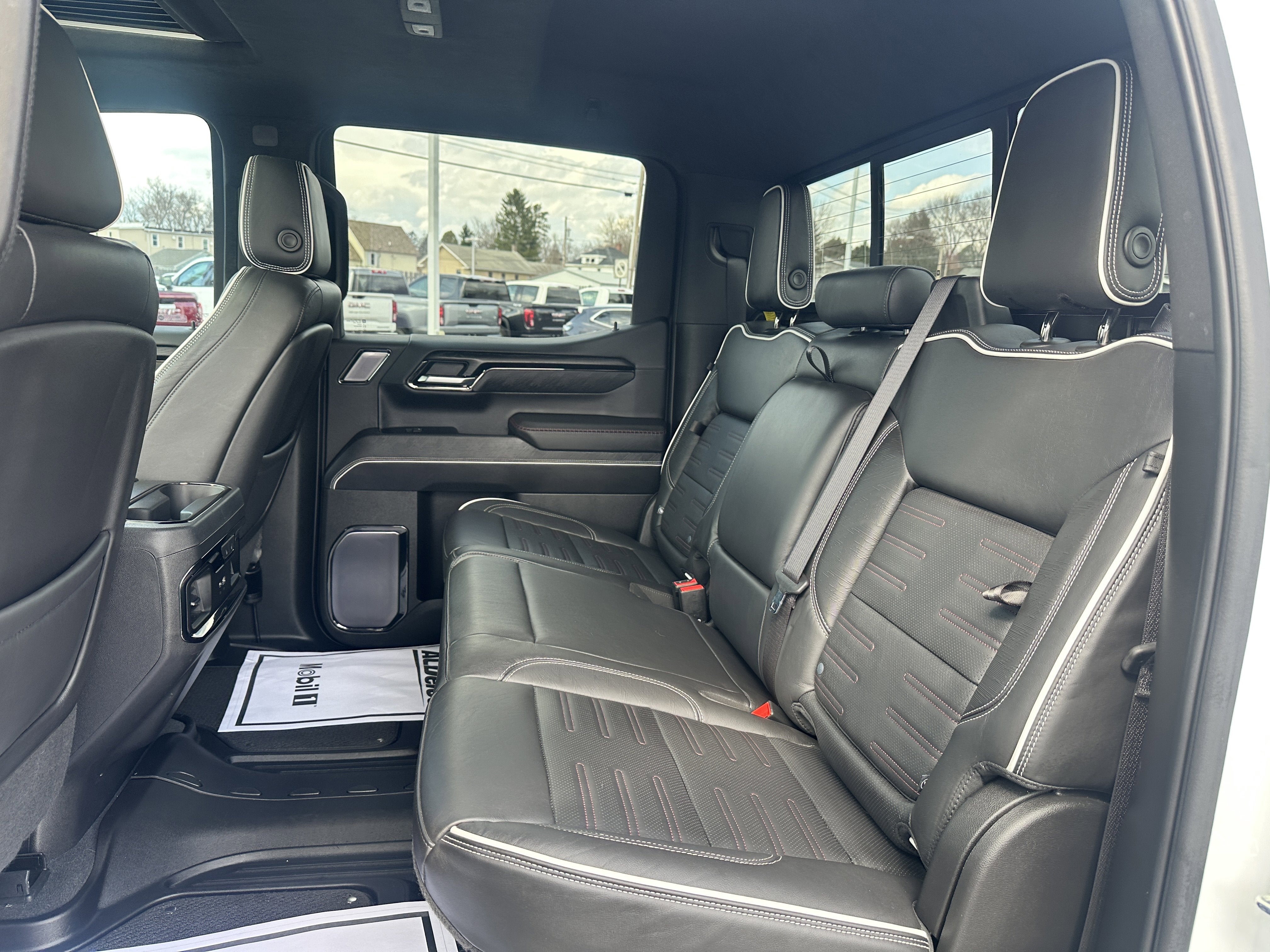 2023 GMC Sierra 1500 AT4X