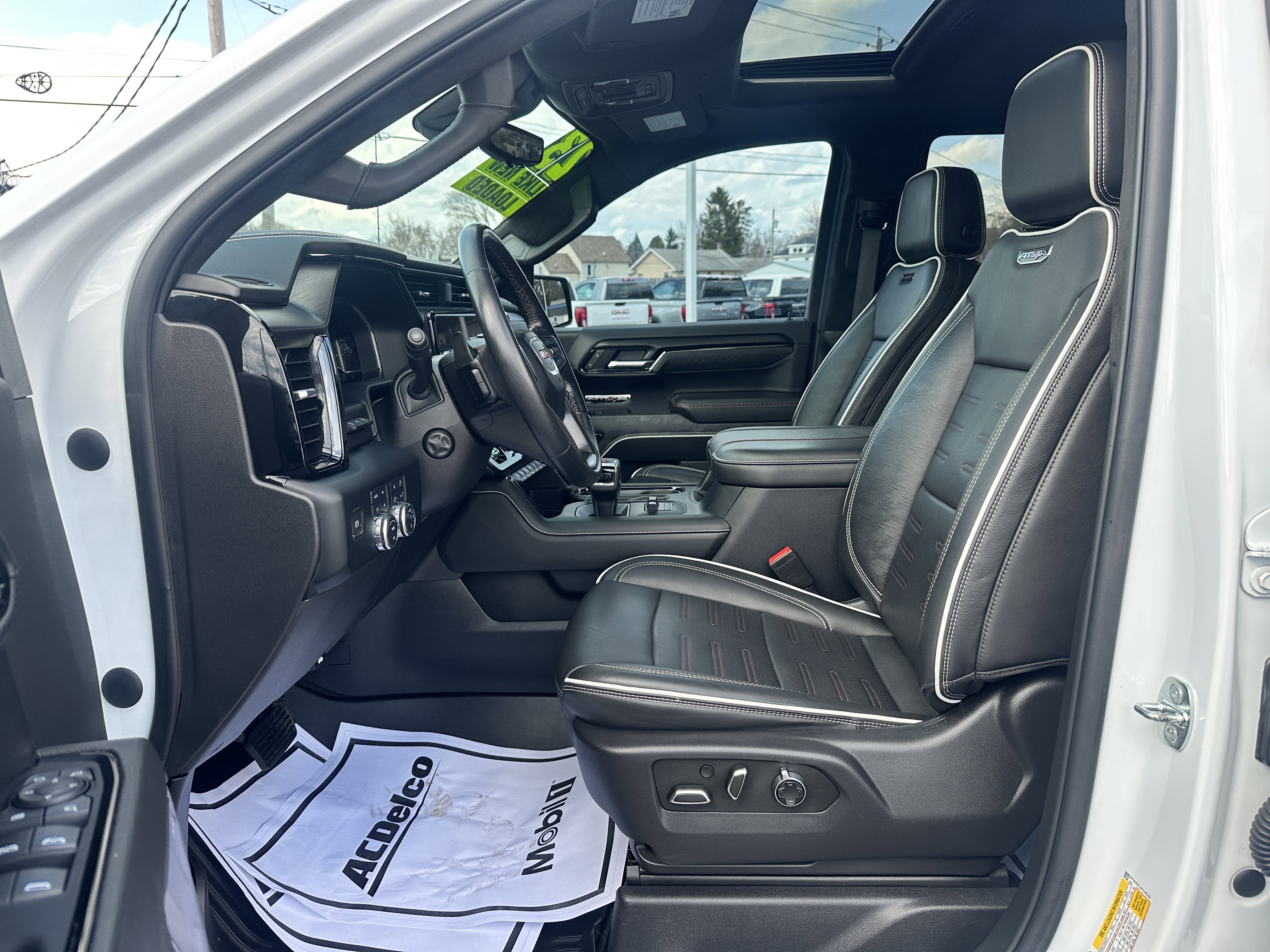 2023 GMC Sierra 1500 AT4X