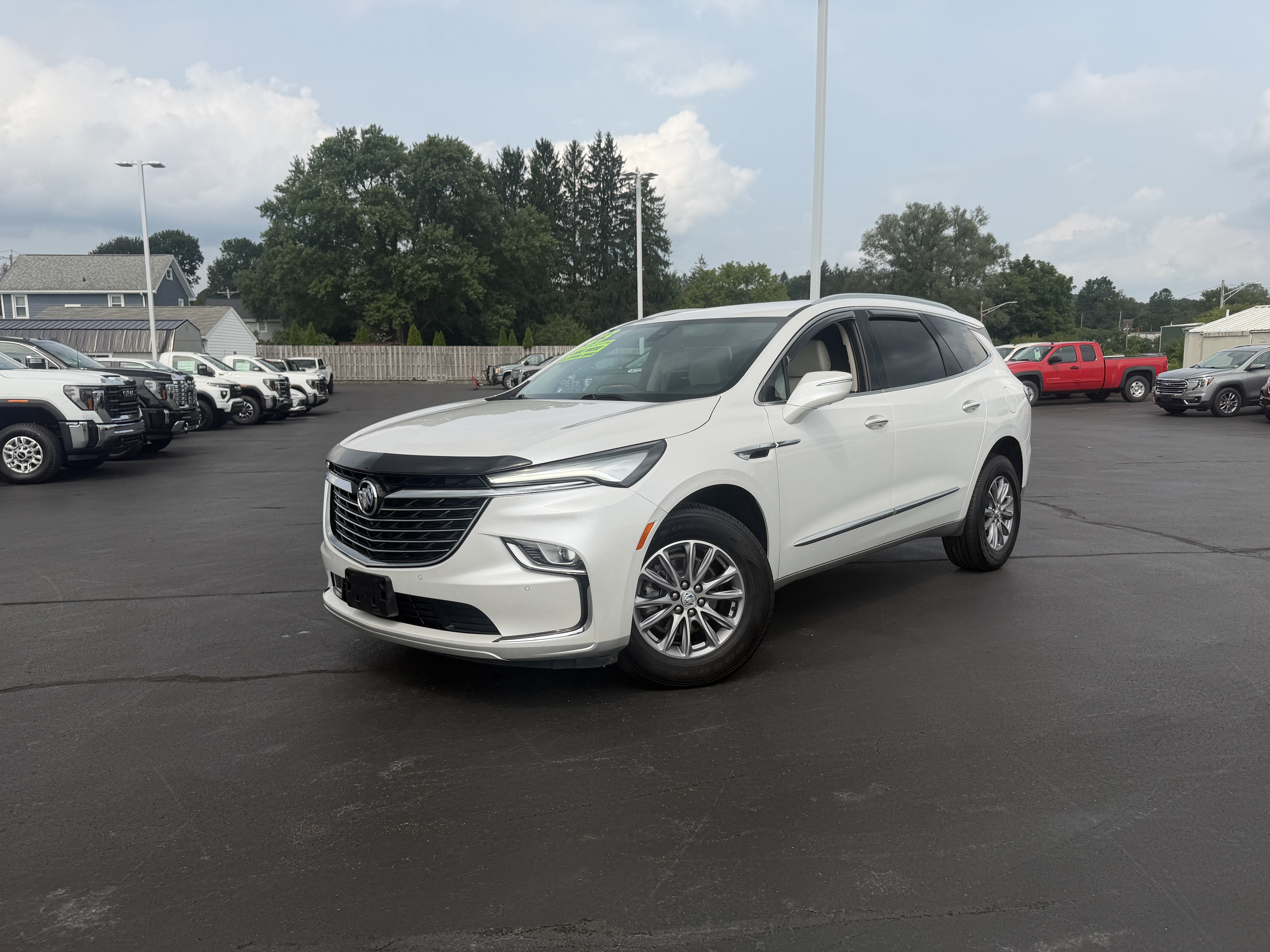 2023 Buick Enclave Essence