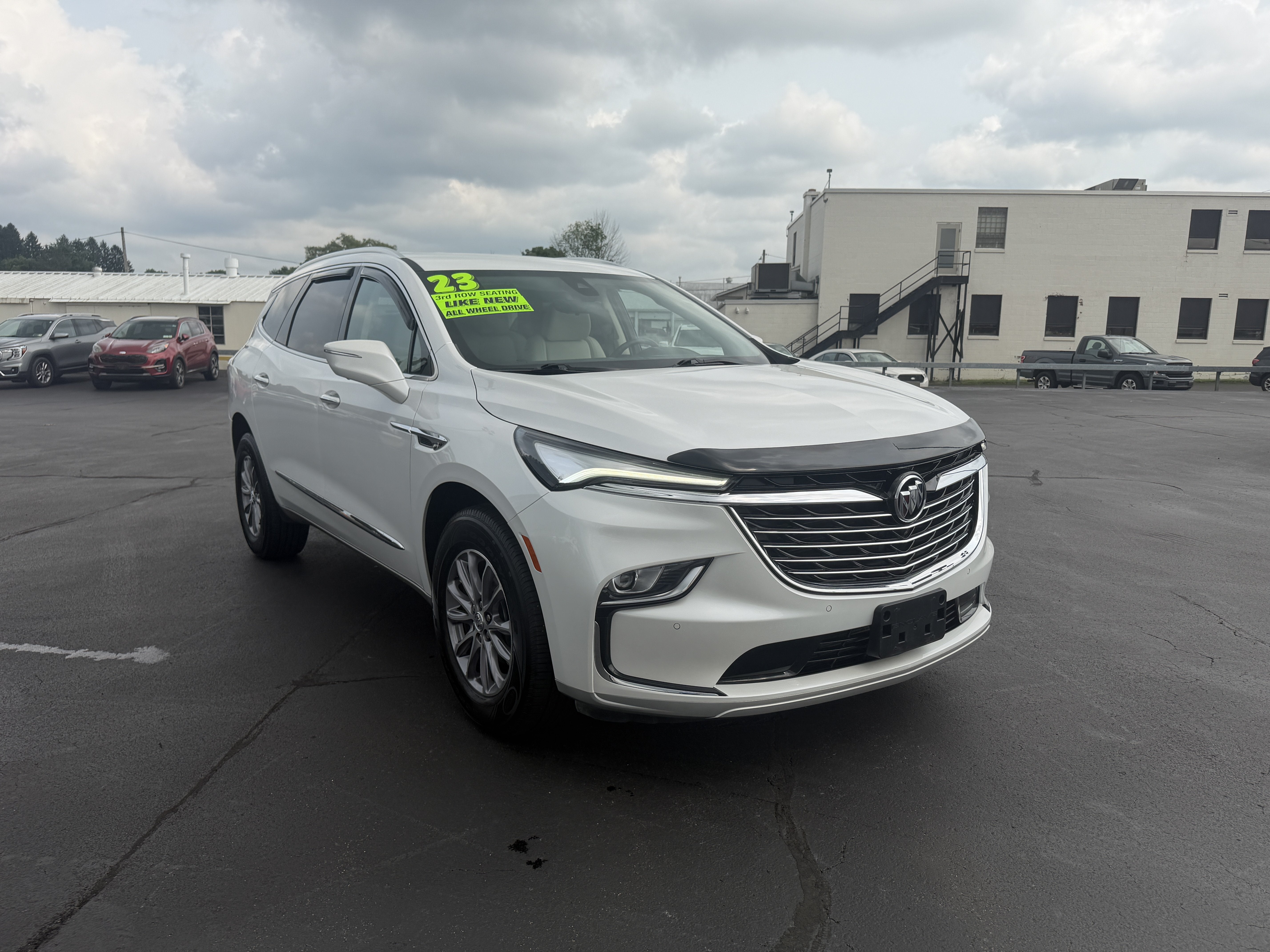 2023 Buick Enclave Essence