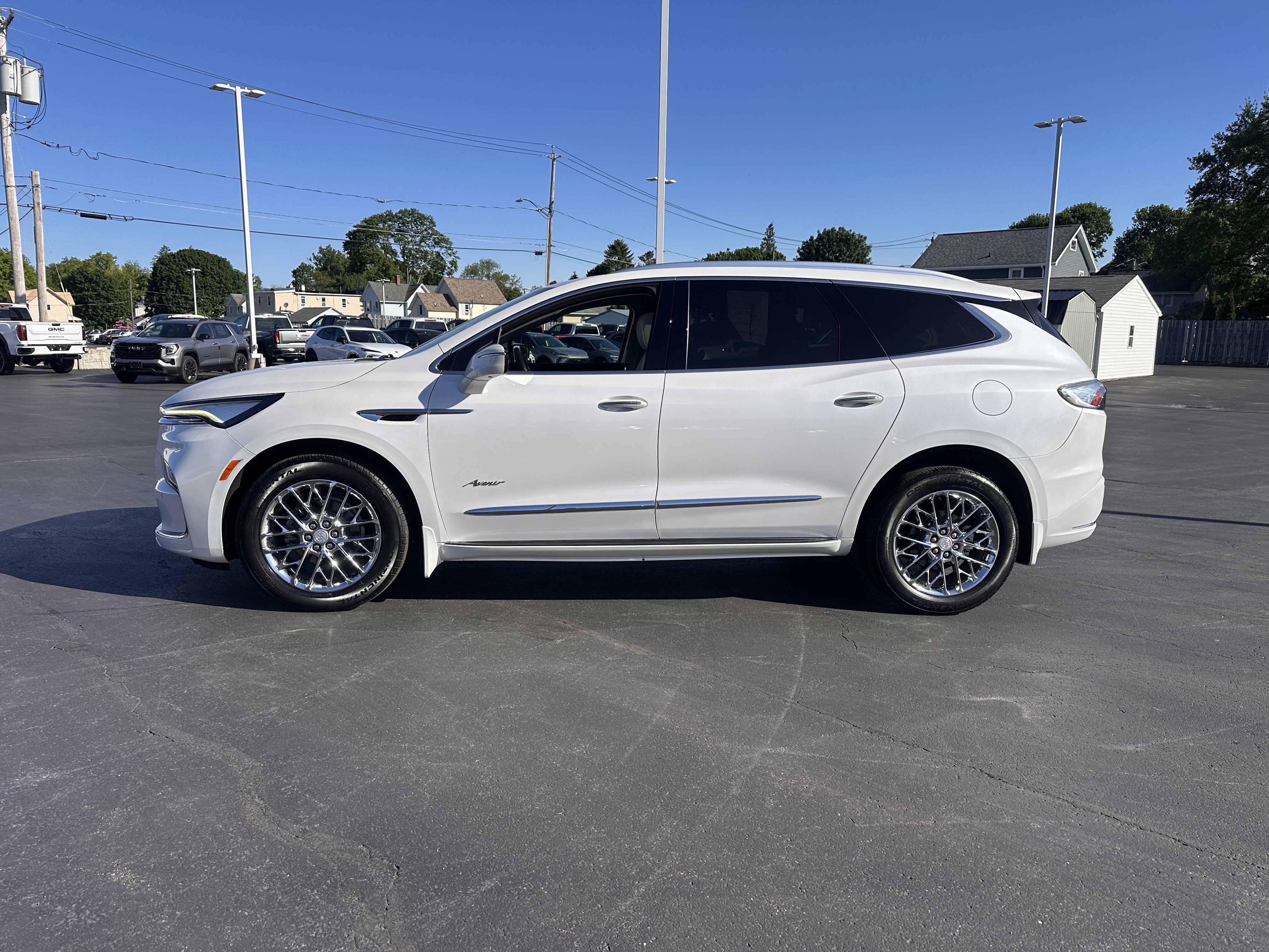 2023 Buick Enclave Avenir