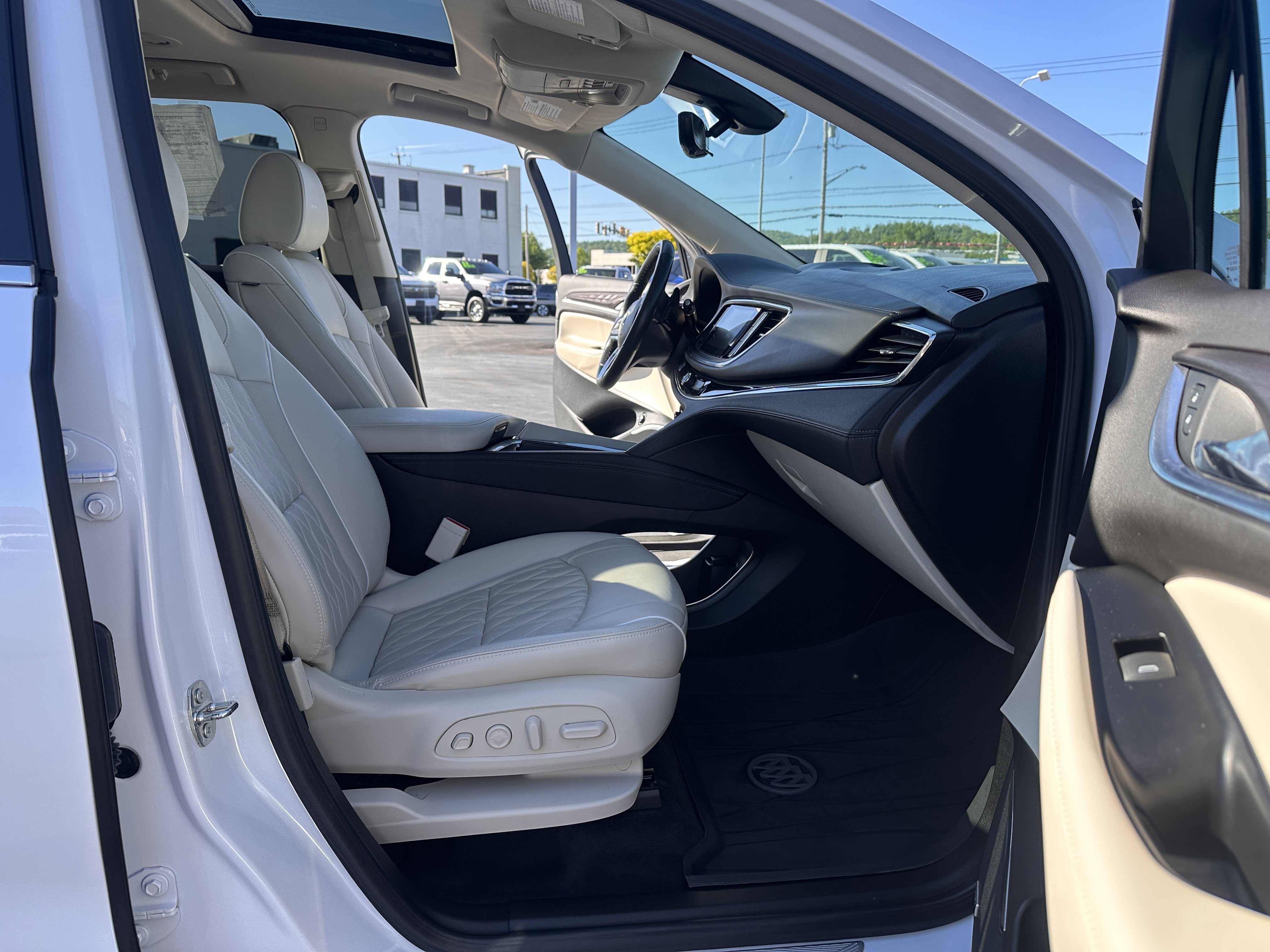 2023 Buick Enclave Avenir