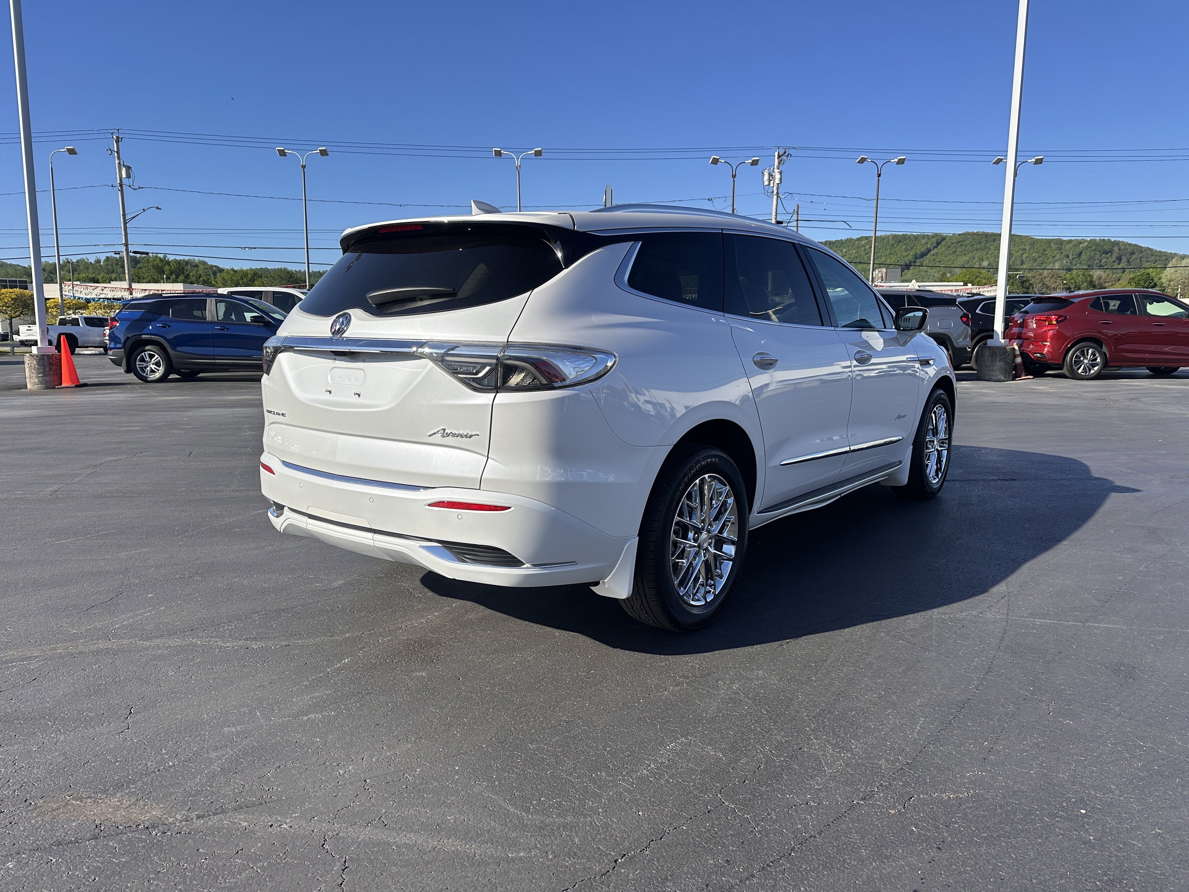 2023 Buick Enclave Avenir