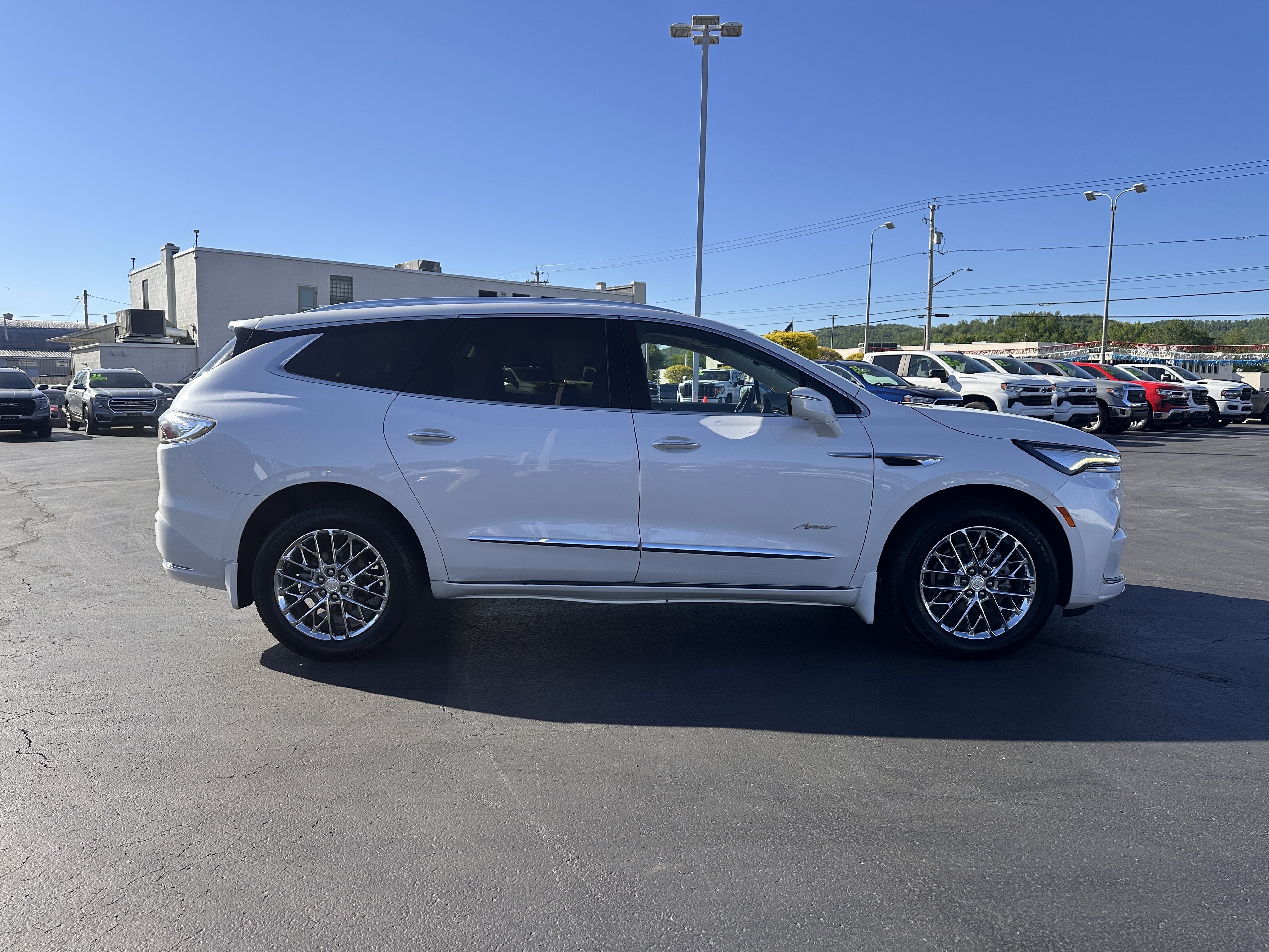 2023 Buick Enclave Avenir