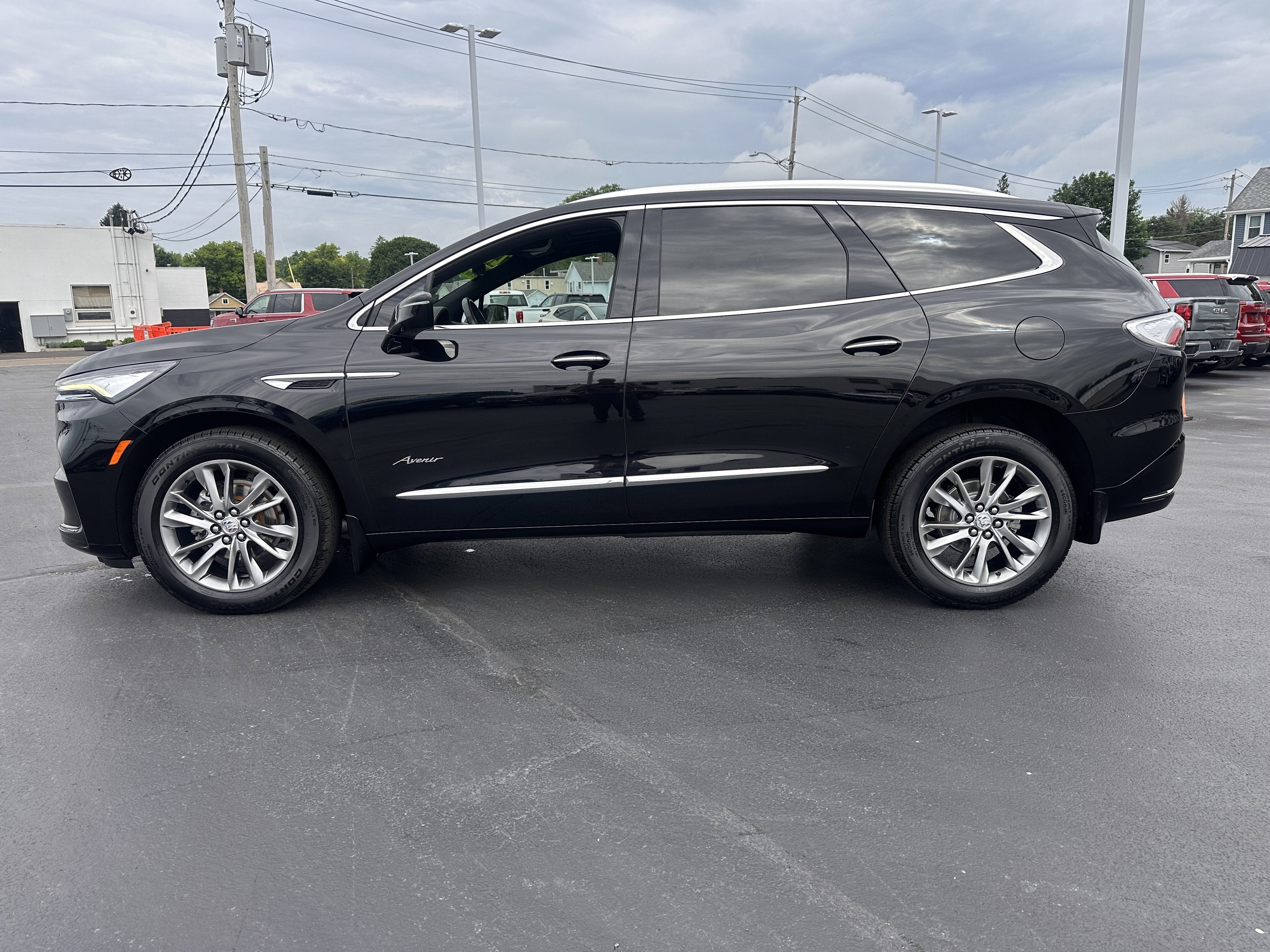 2023 Buick Enclave Avenir