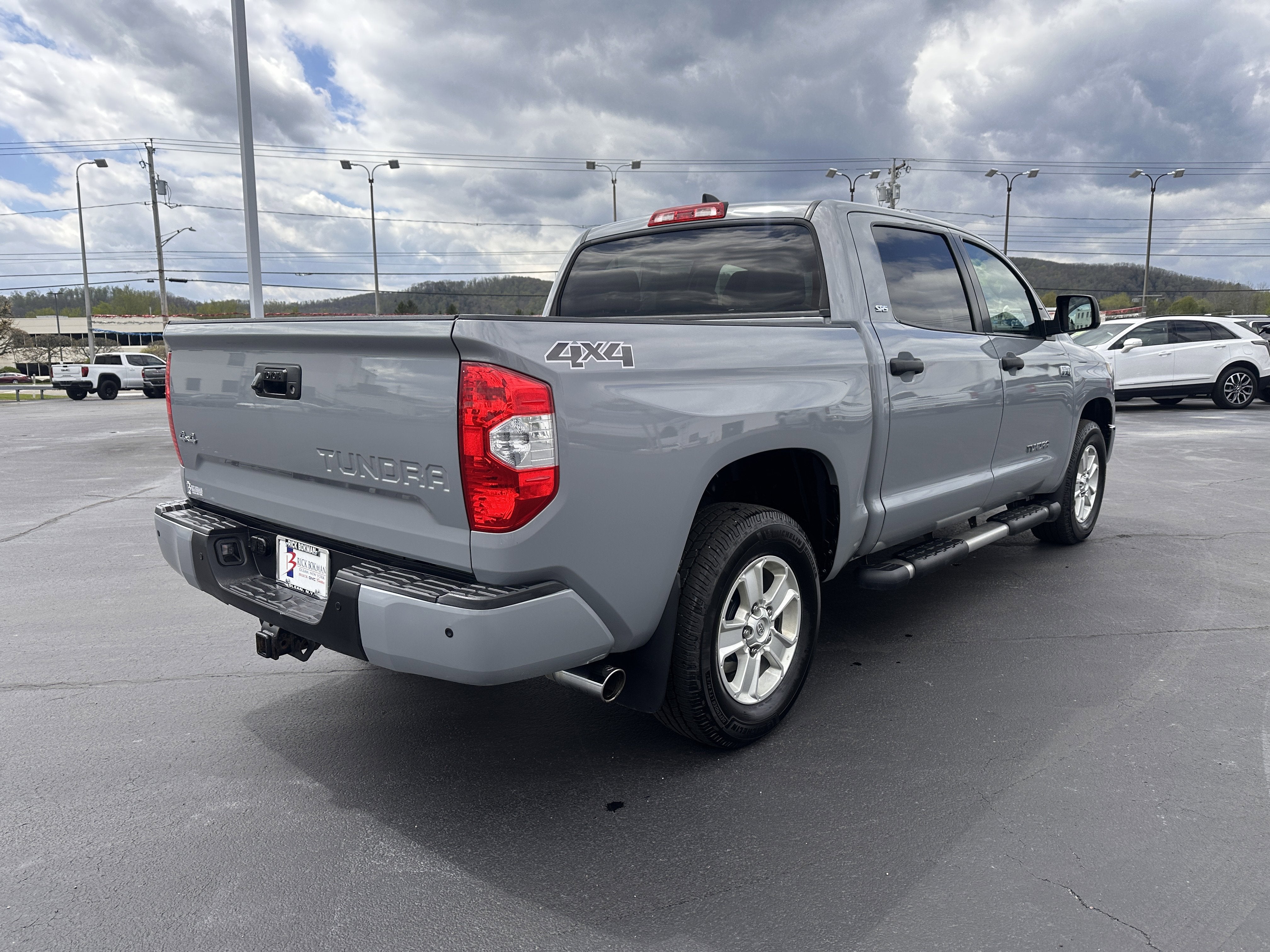 2020 Toyota Tundra 4WD SR5