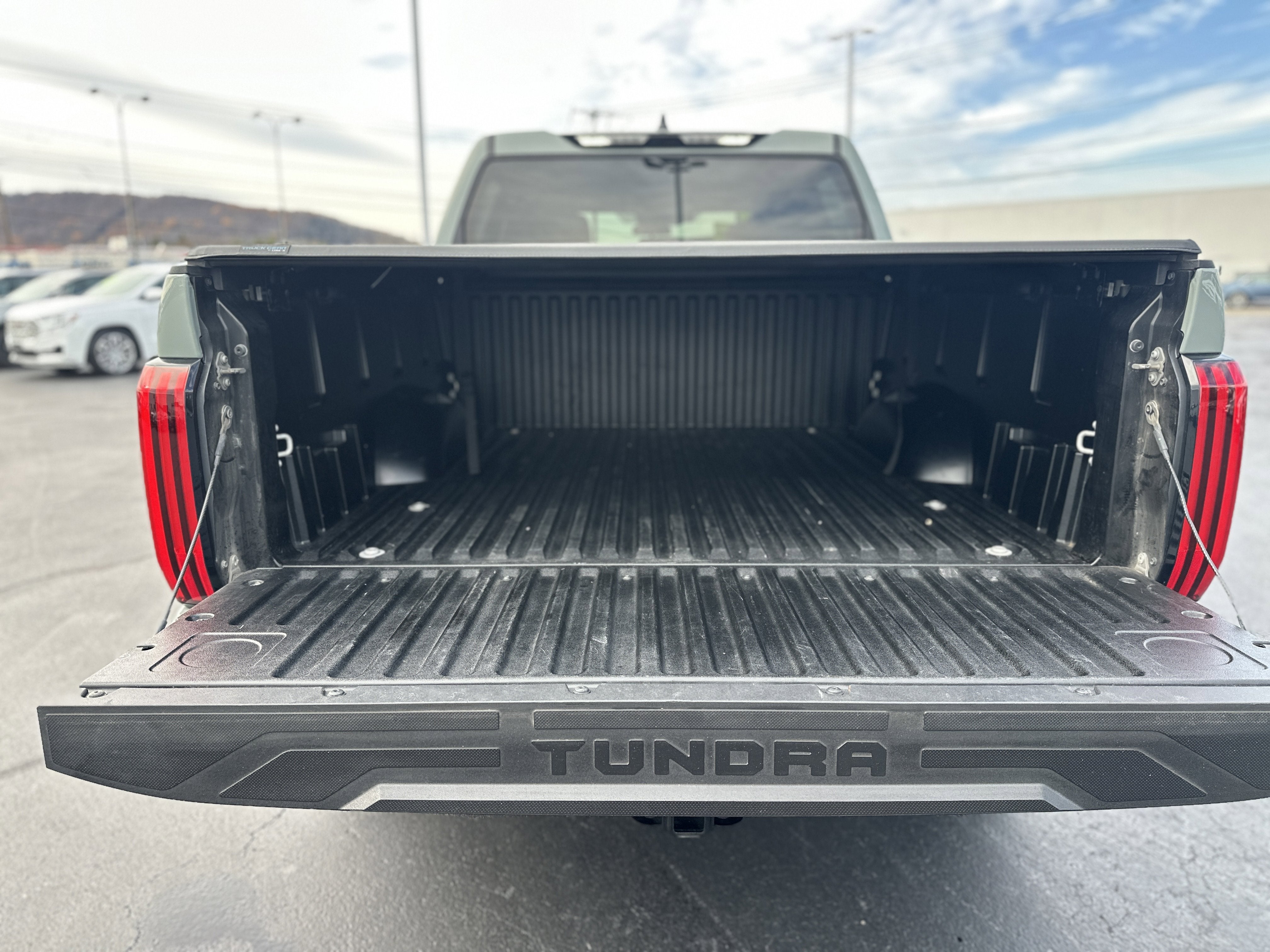 2024 Toyota Tundra 4WD SR5
