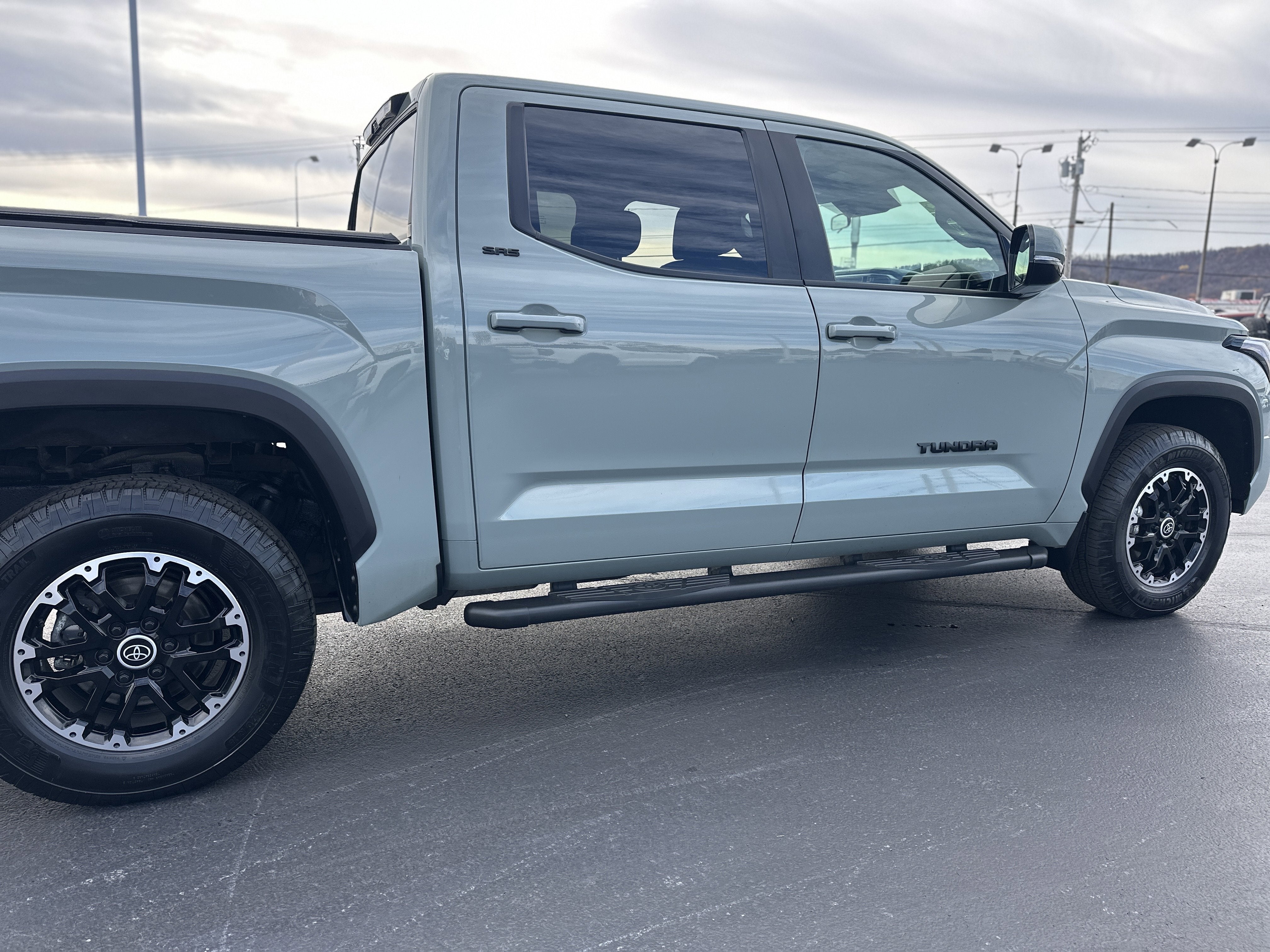2024 Toyota Tundra 4WD SR5