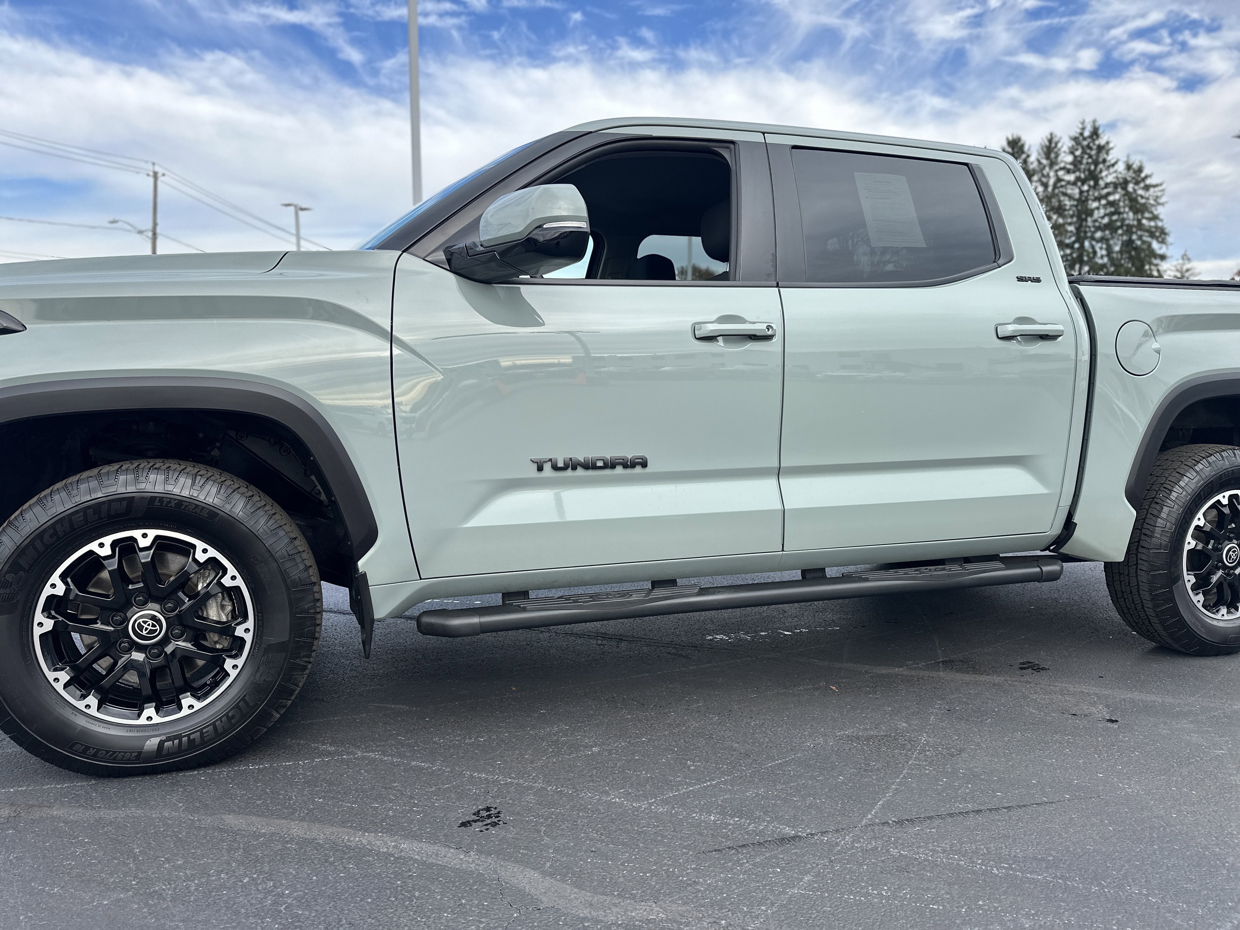 2024 Toyota Tundra 4WD SR5